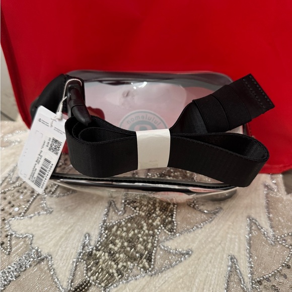 Lululemon | Everywhere Clear Belt Bag NWT - Picture 10 of 12